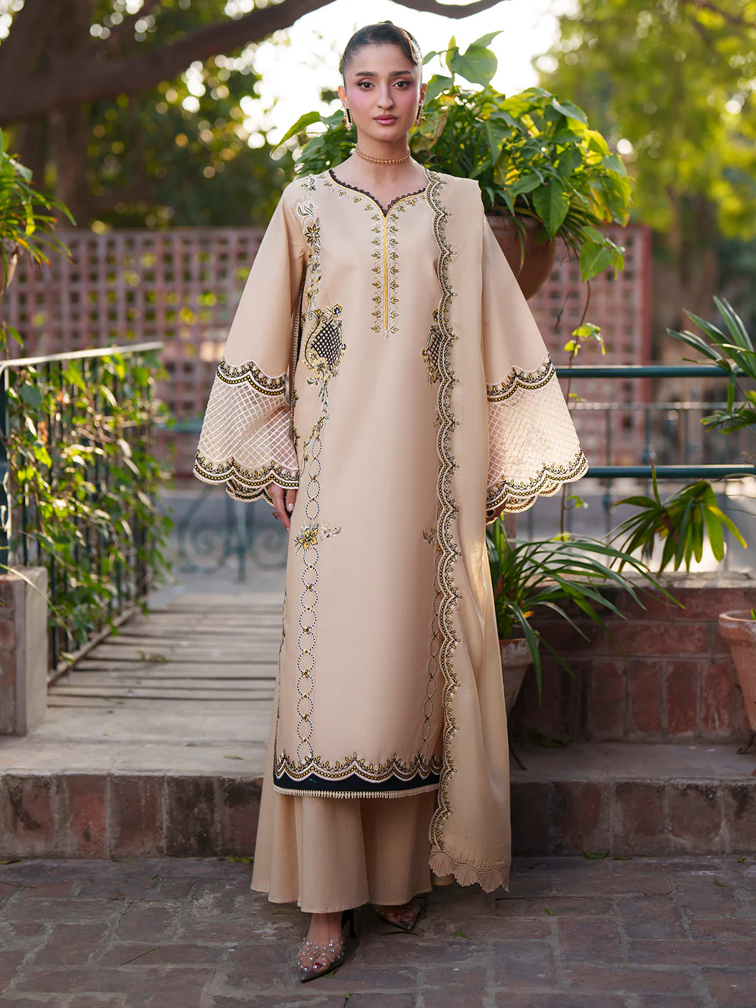 Mahnur Fiona Lawn – F-04